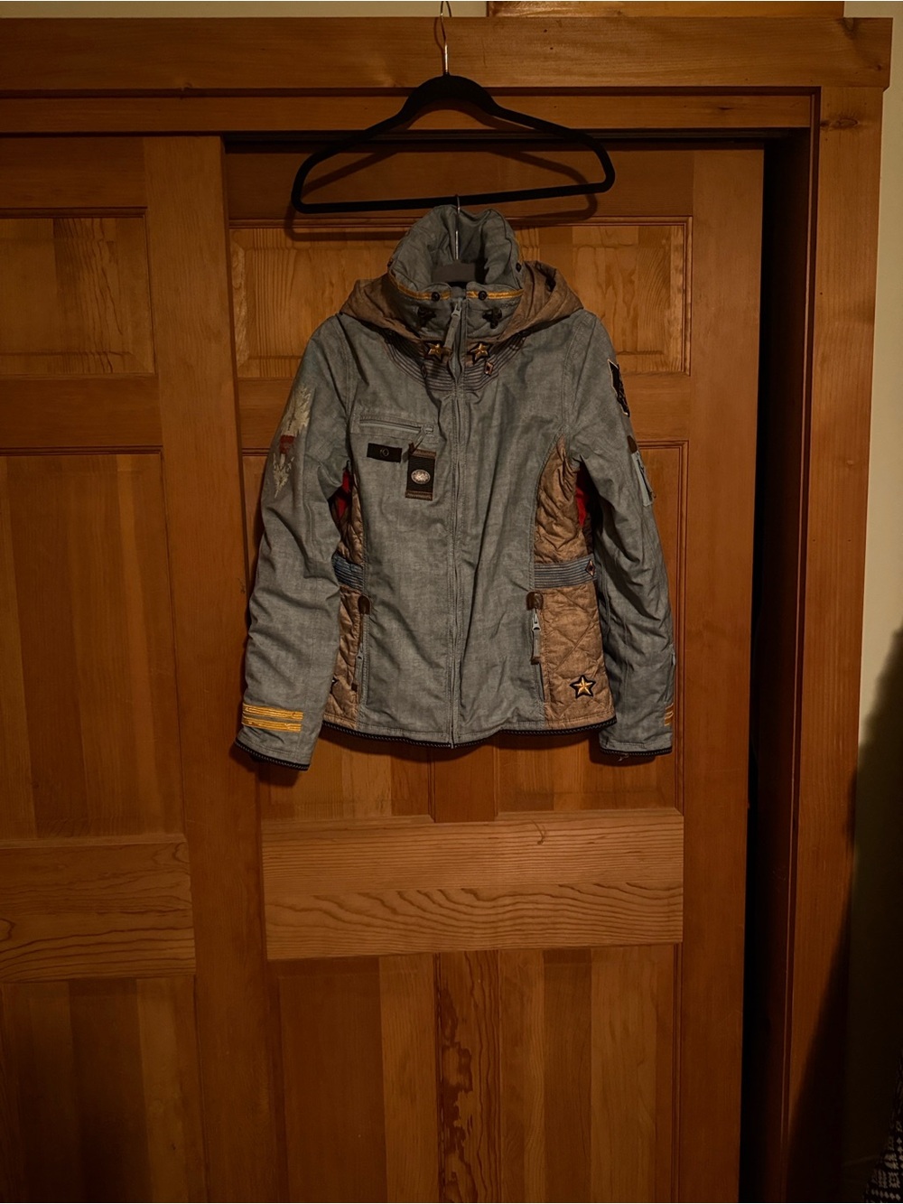 HELL IS FOR HEROS Winter Jacket in Light Grayish/blue  and Tan